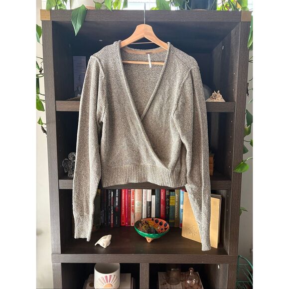 Free People Going For Gold Sweater in Metallic Rose Size Large - Picture 3 of 6